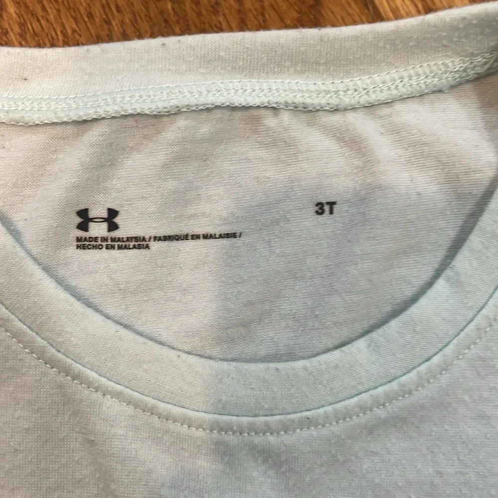 Under Armour girl’s under